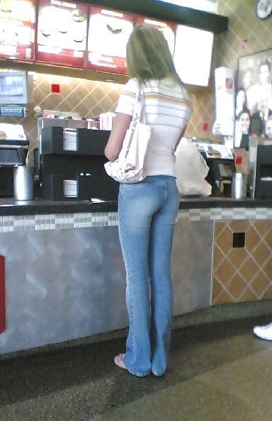 Queens in jeans LXXXXII - Beautyful asses... #7372712