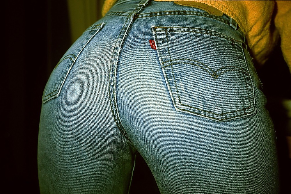 Queens in jeans LXXXXII - Beautyful asses... #7373070