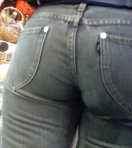 Queens in jeans LXXXXII - Beautyful asses... #7373111