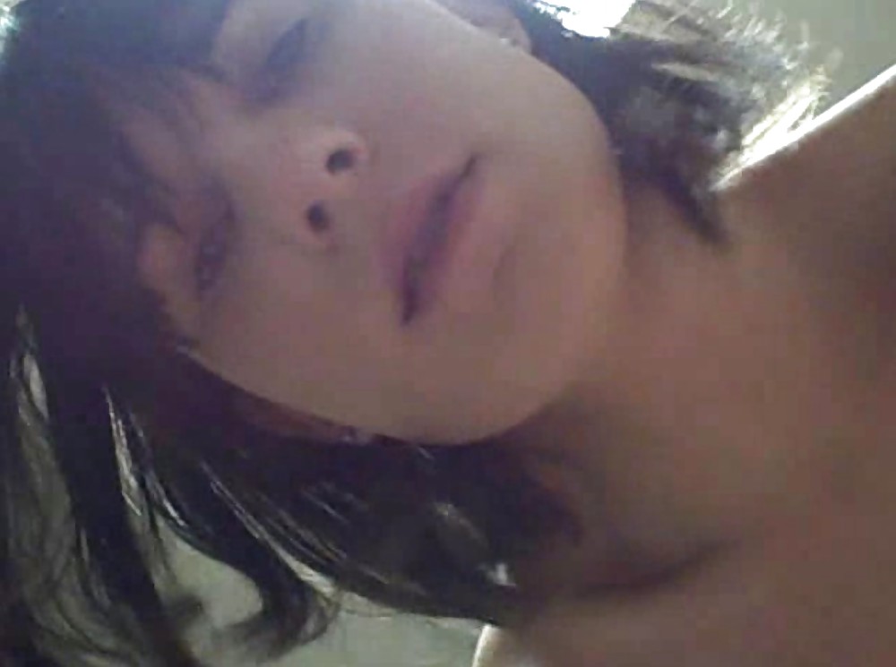 Goth Tgurl Kotzen - Wird Gefickt Deeda1515 #6935693