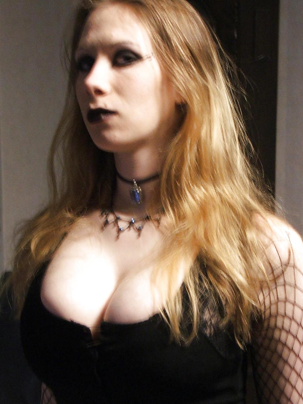 Sexy Und Geil Gothic Girl #10688946