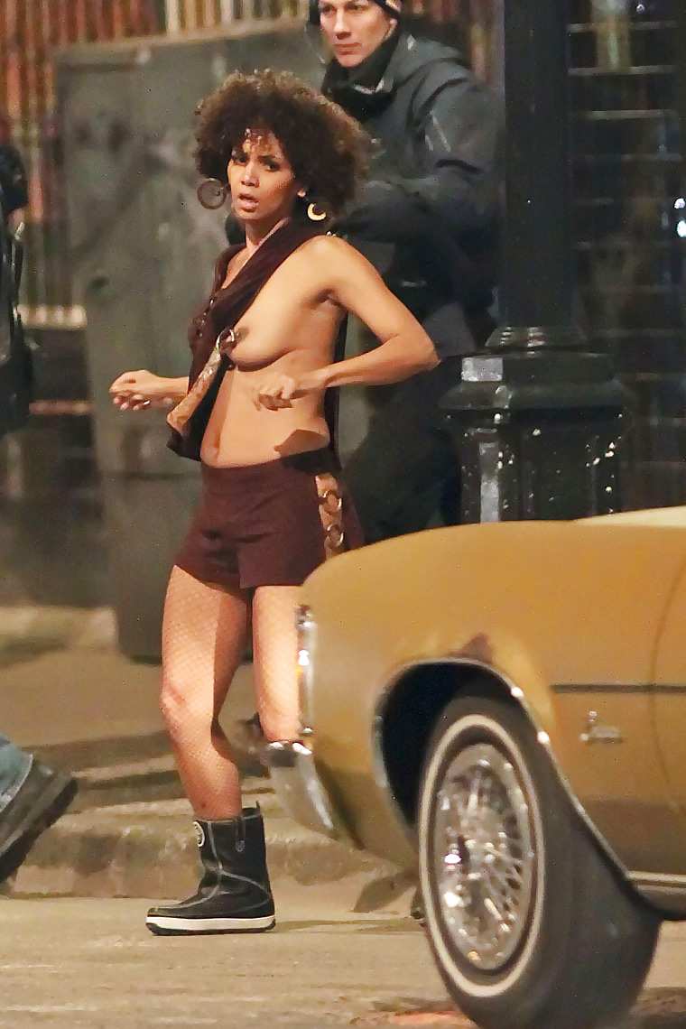 Halle Berry topless filming a scene for a movie #4025276