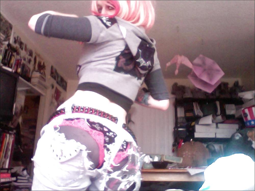 PUNK GOTH CHICK #9890039