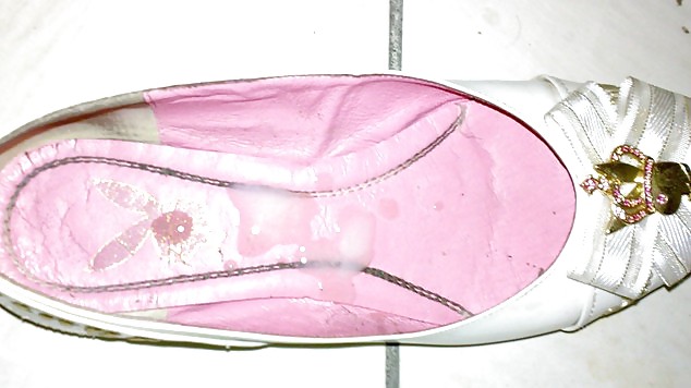 I cum on my lady shoes
