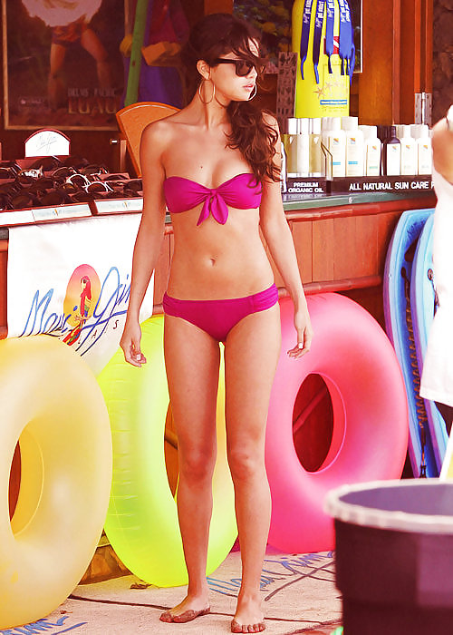 Selena Gomez #21064214