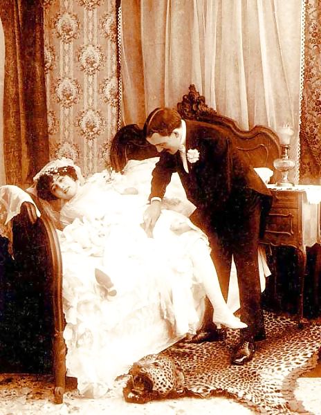Vintage Porno Fotokunst 4 - Eine Hochzeitsnacht C. 1890 #10394021