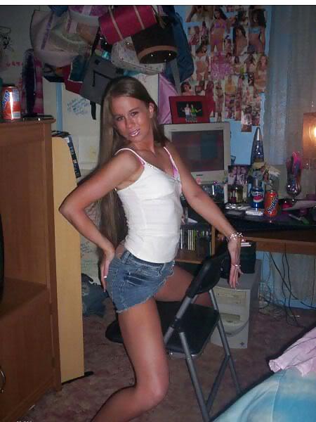 Social Network Detect Candy #9654572