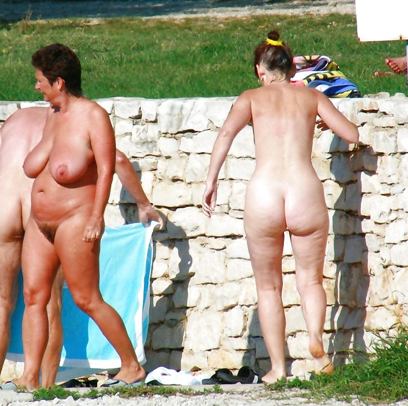 Tits get sunburned too #1322283