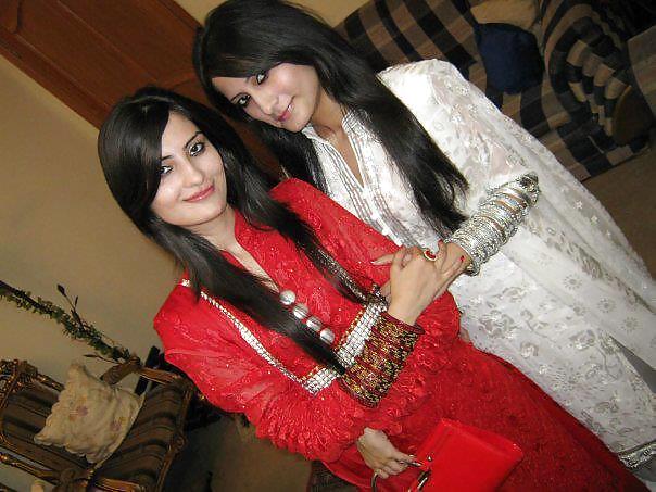 Pakistani giovani belle ragazze
 #12256258