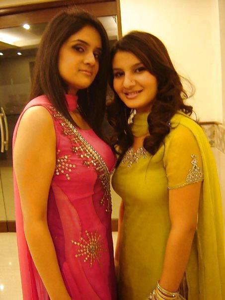 Pakistani giovani belle ragazze
 #12256286