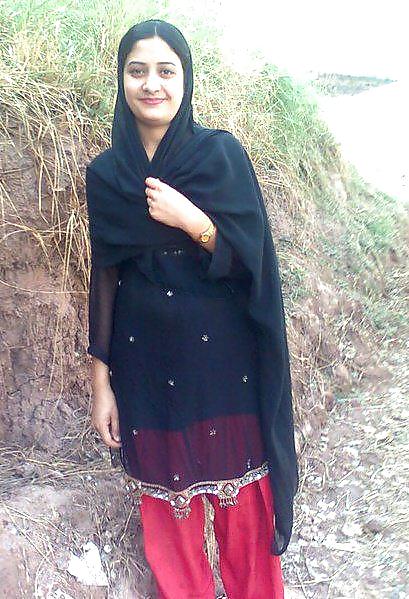 Pakistani Young Beautiful Girls #12256506