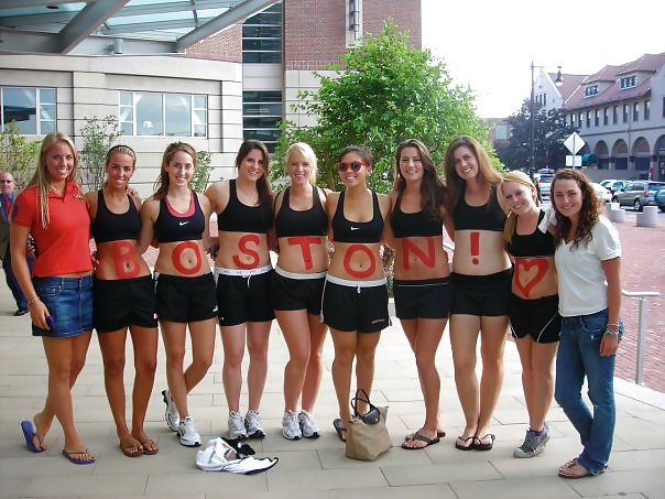ボストン大学の女の子たち
 #11284399