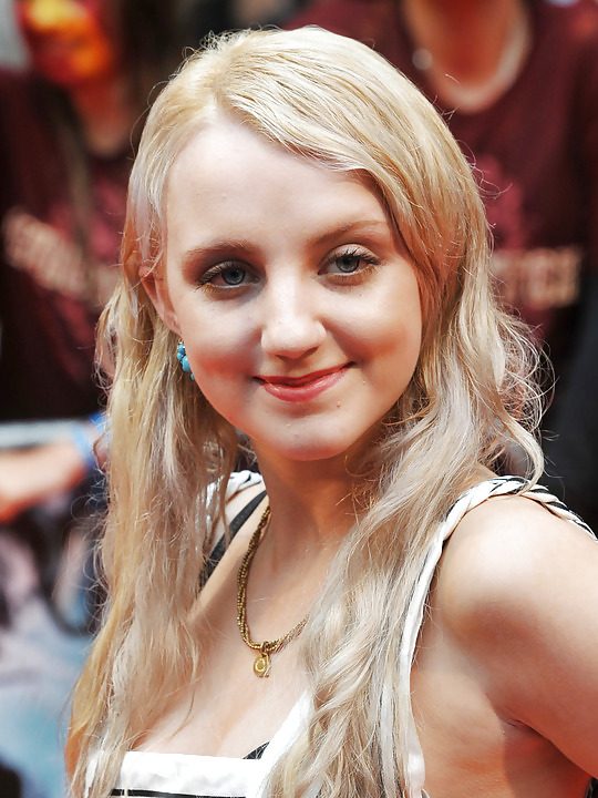 Evanna Lynch #19075505