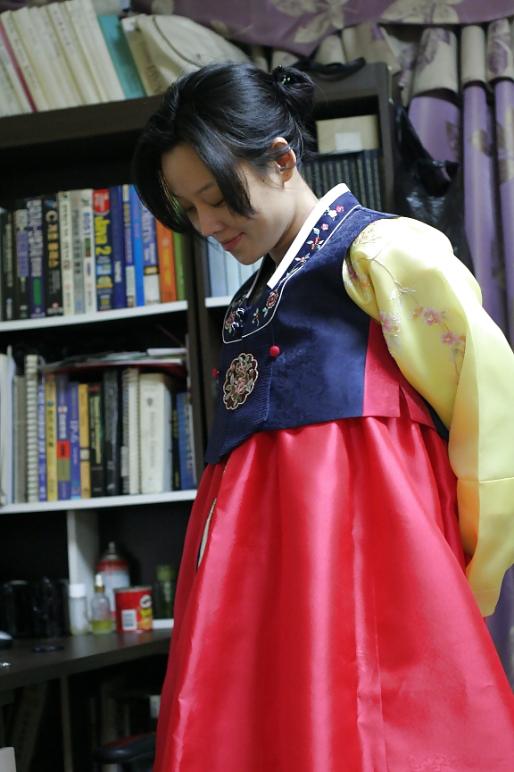 Corea hanbok dama consolador y follar
 #10425325