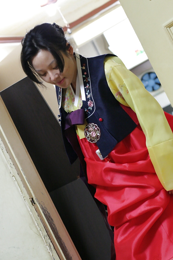 Korean Gode Dame Hanbok Et Baiser #10425383
