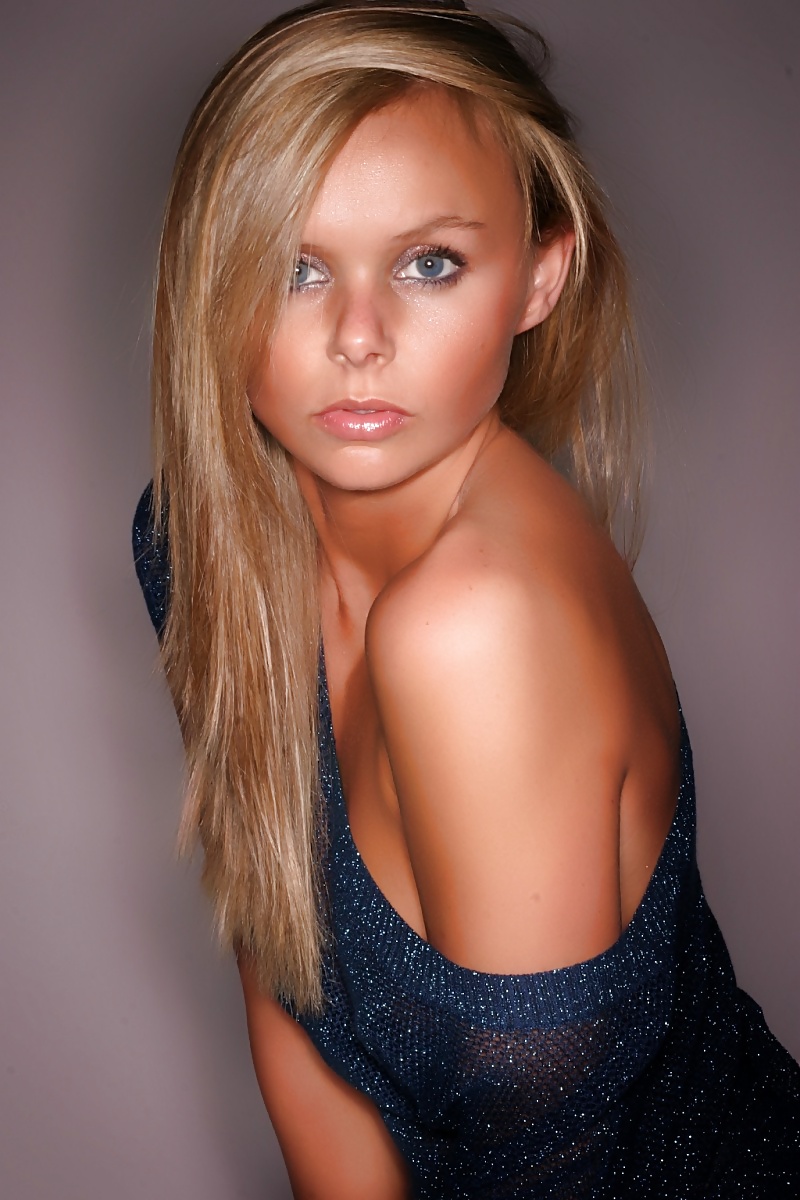 Random Hot Girls 14 #8916597