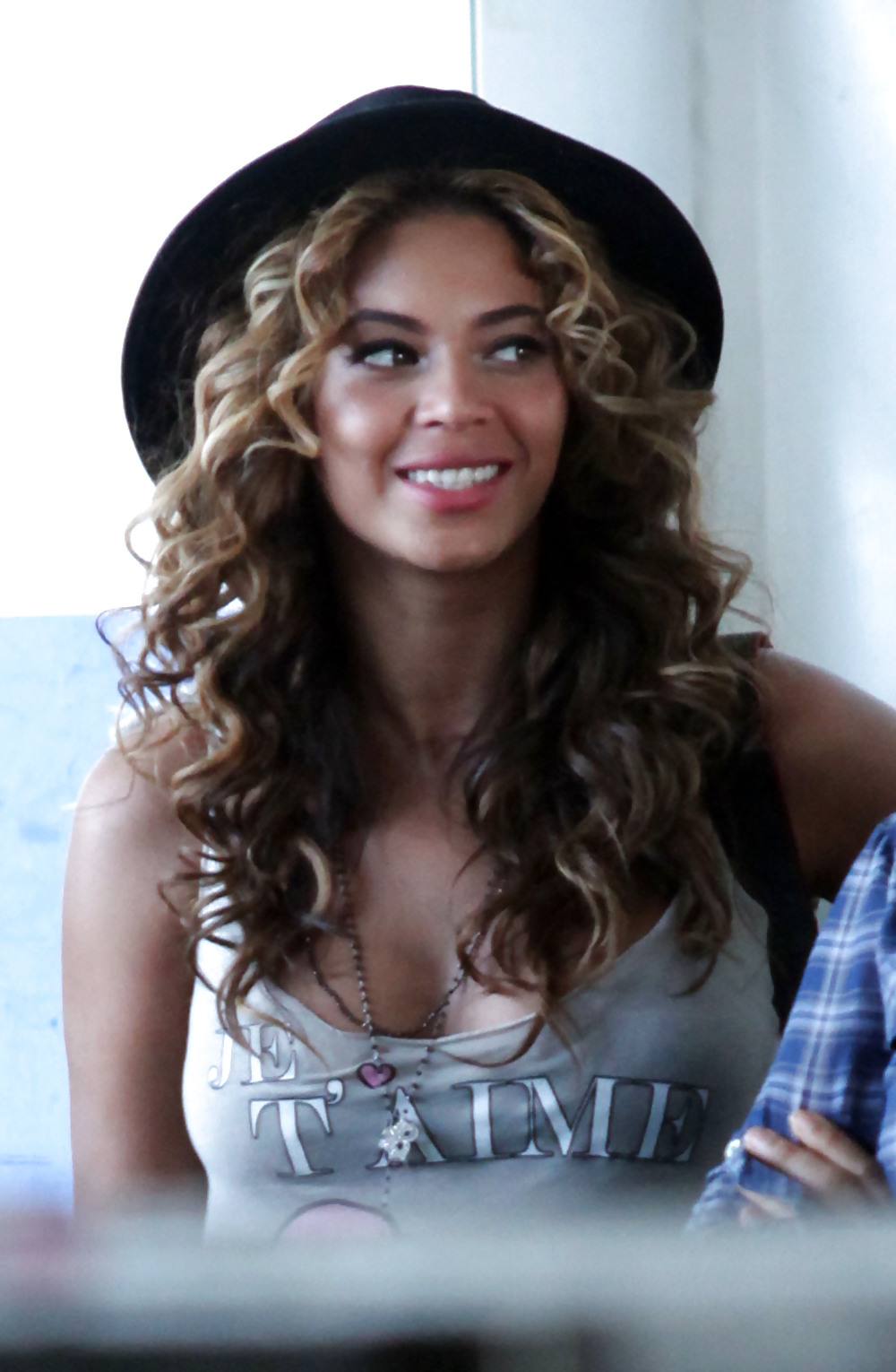 Beyonce knowles coachella valley music and art festival
 #2939517