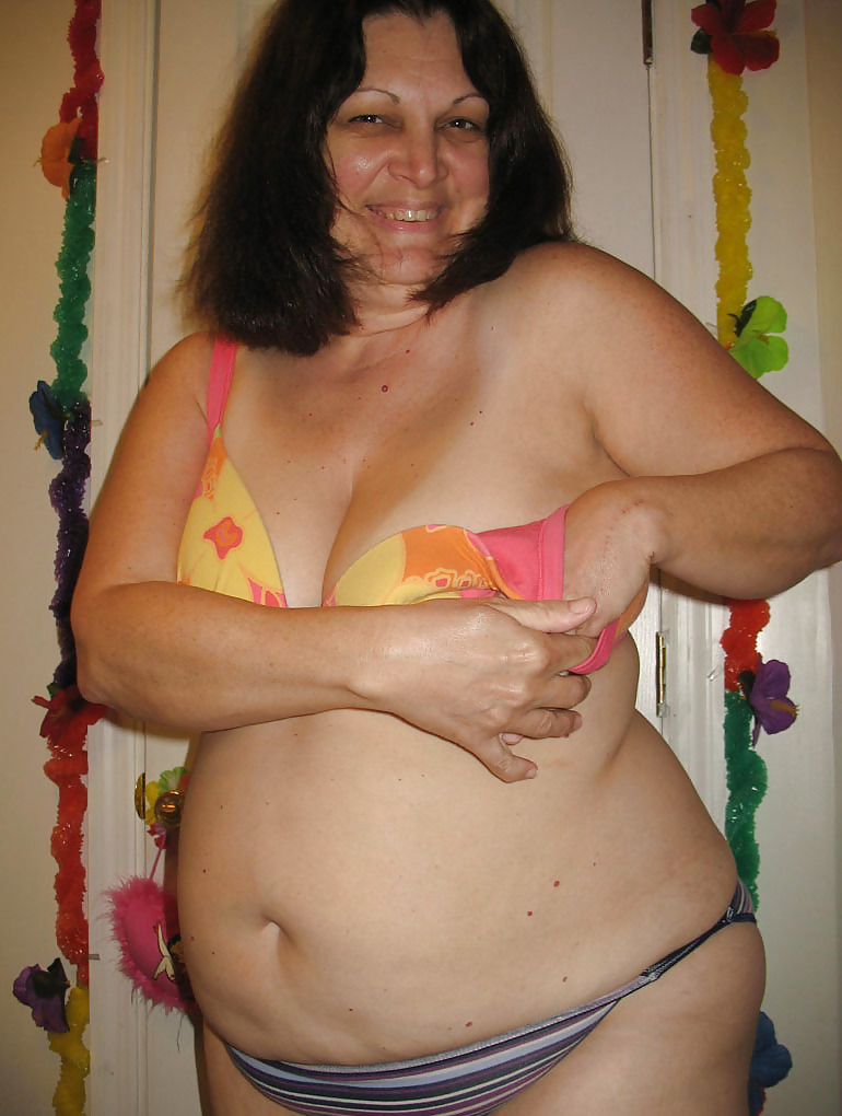 Older BBW MILF (without her daughter this time)