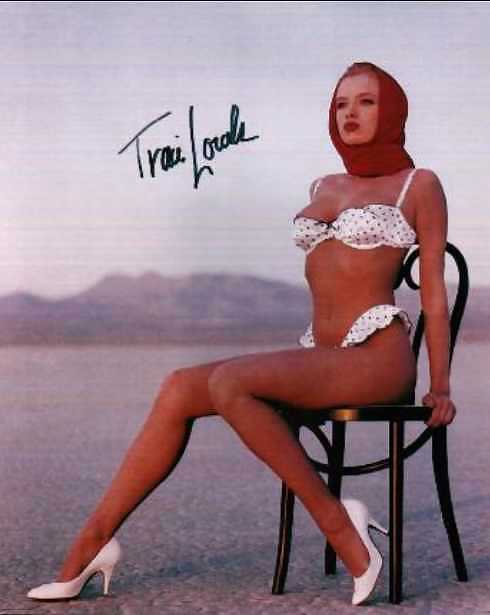 Traci lords (¡como adulto!)
 #3909898