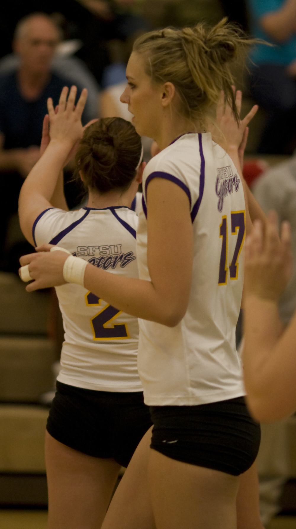 Sportlich - Volleyball & Cheerleadern #17353986