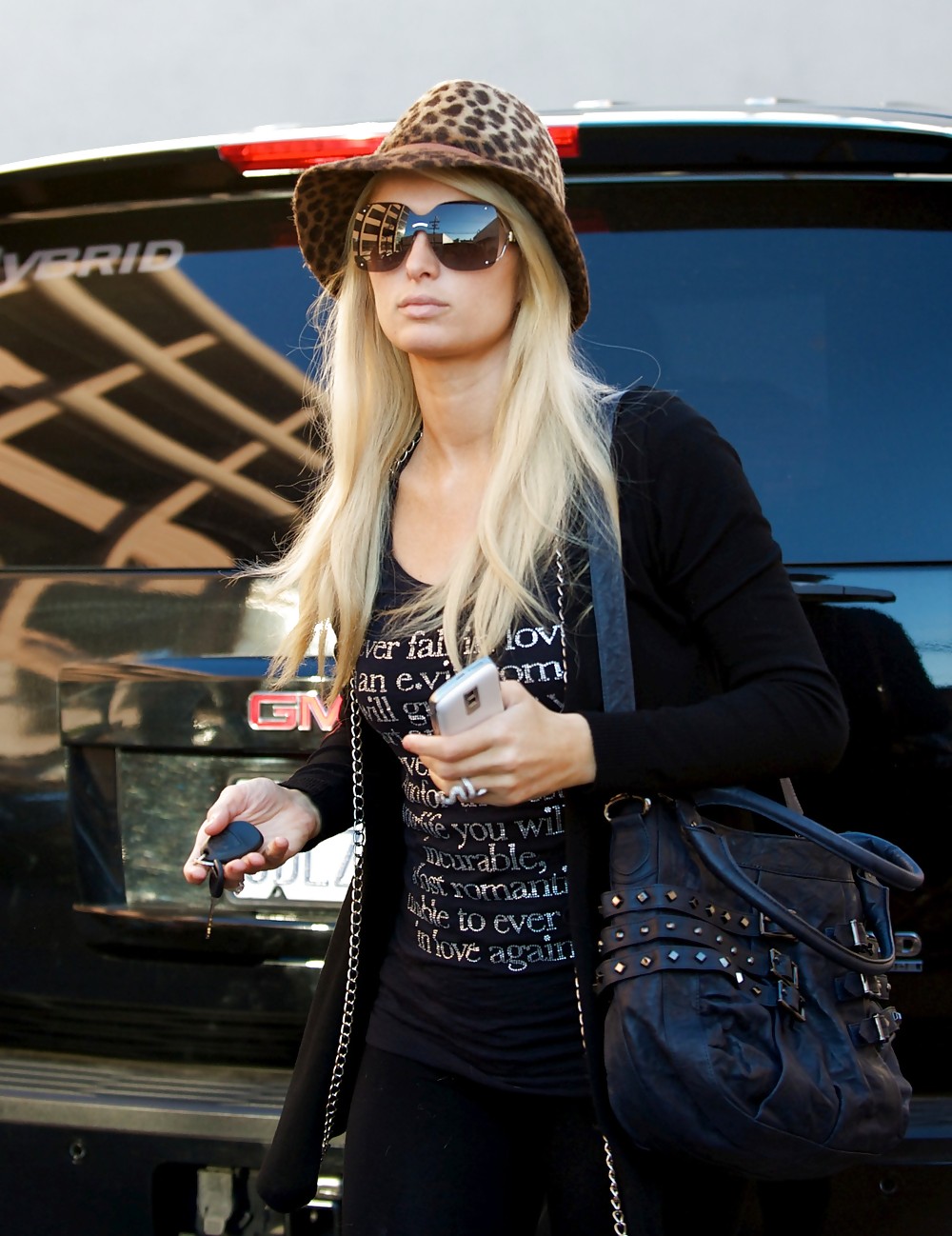 Paris Hilton Candids In Beverly Hills #2010870