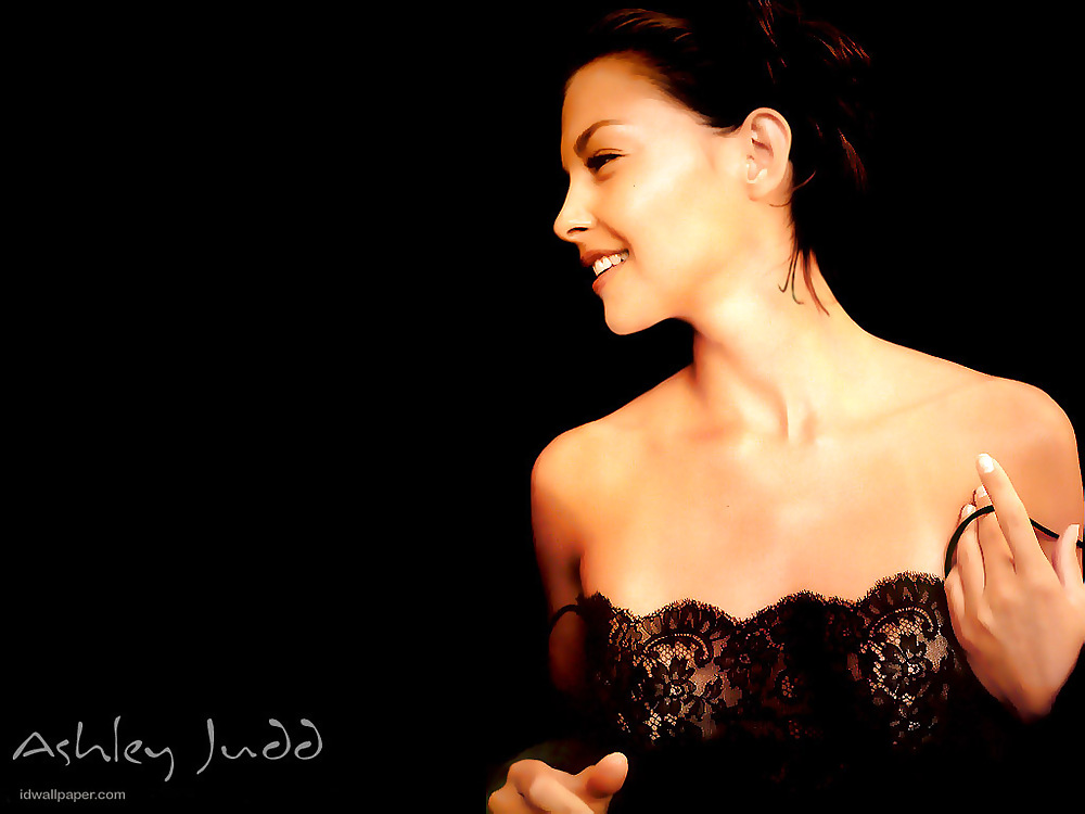 Ashley Judd Voir-thru #11011901