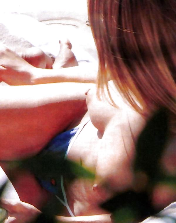Jennifer Aniston Titties #9547328
