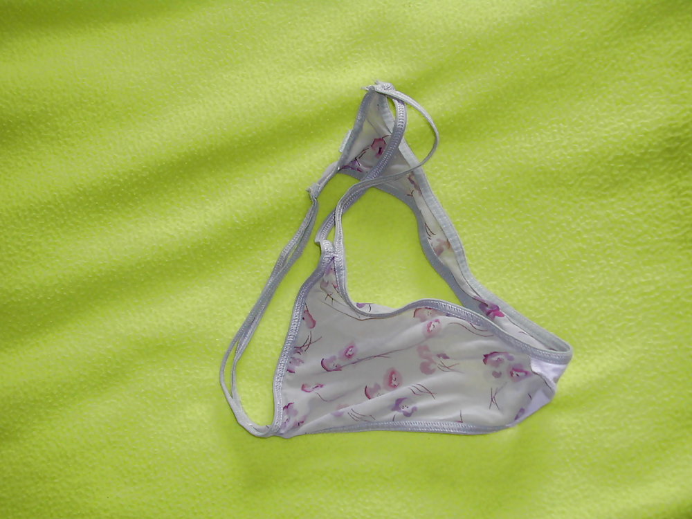 Thongs strings de Sylvie 01 #16622241