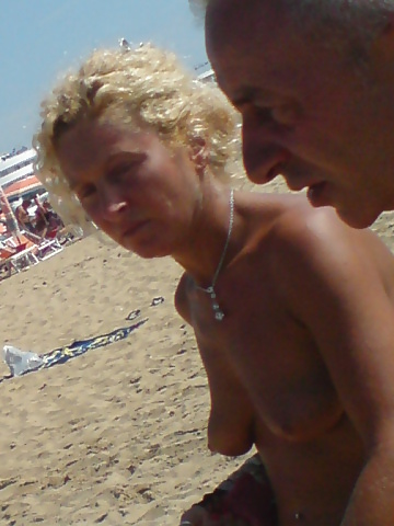 Bulgarisch Amateur-Mädchen Am Strand #5832184