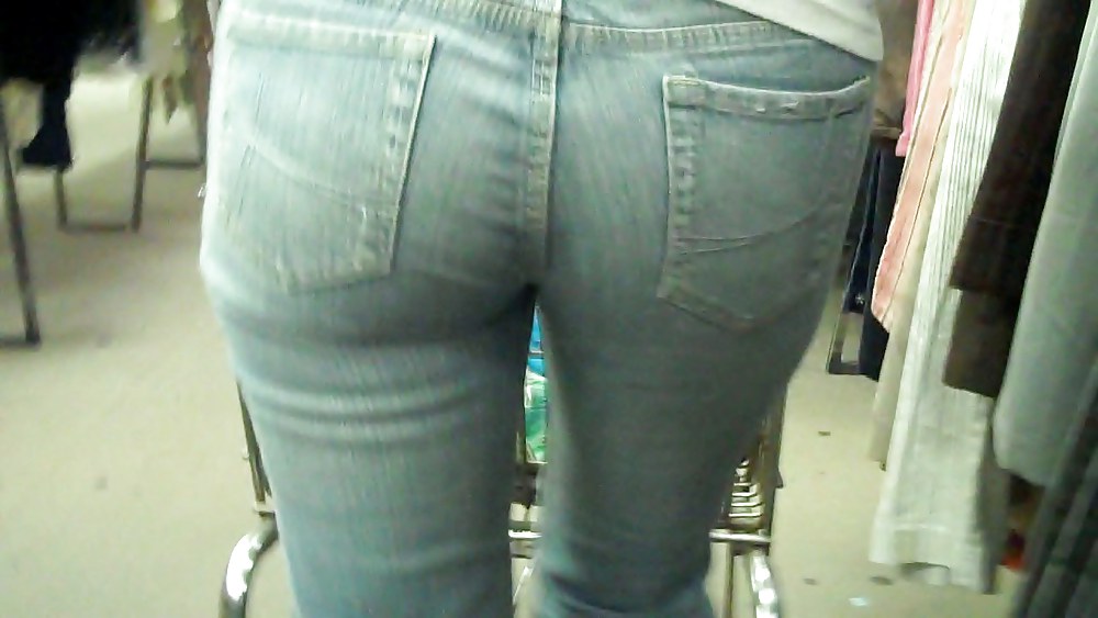 Effective ass and butt hiding within the abet of denims