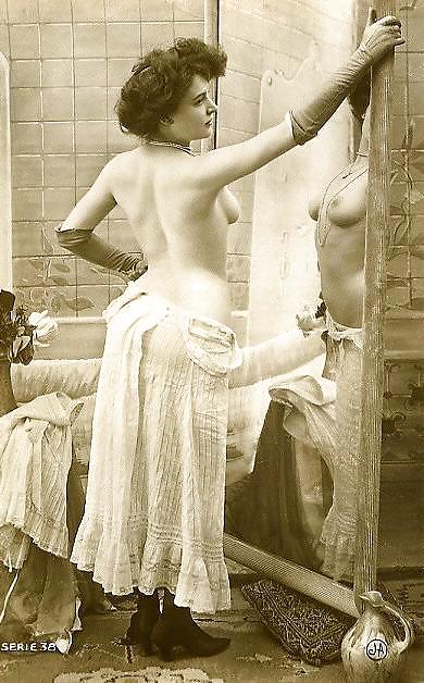 Vintage Erotic Photo Art 19 - Girls and Mirror #14804584