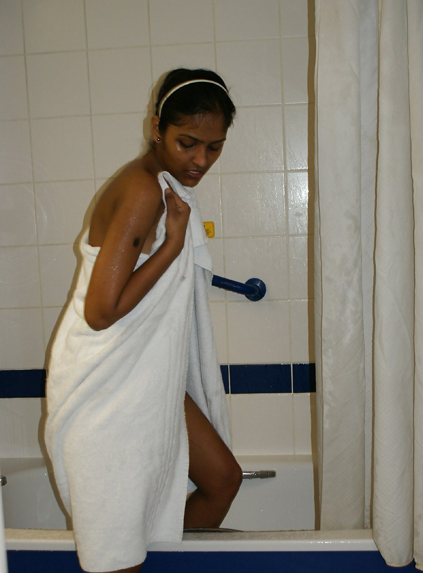 Divya Yogesh aka Meena2 #13937489