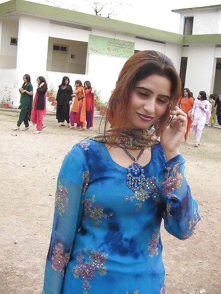 Pakistani whore i fucked in Murree 2011 #12986107