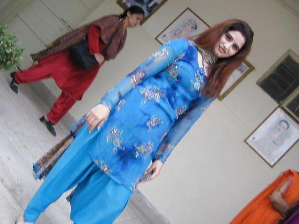 Whore Pakistani I Baisé Dans Murree 2011 #12986163