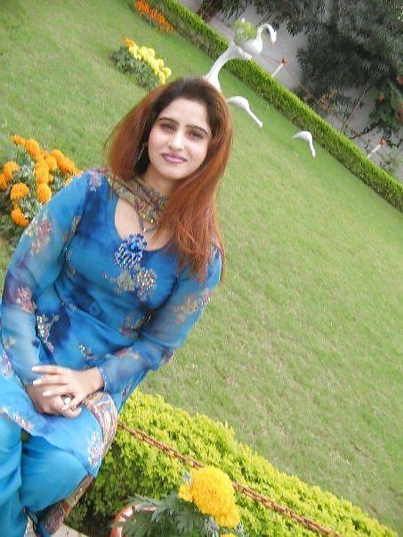 Puta pakistaní que me follé en murree 2011
 #12986174