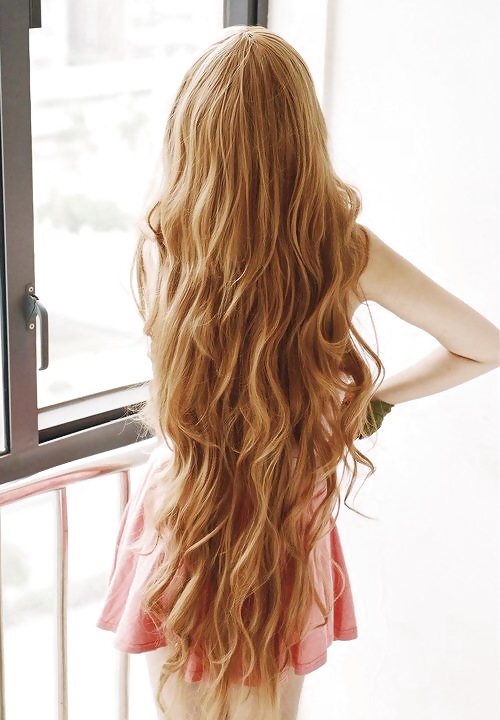 Long hair #22218353