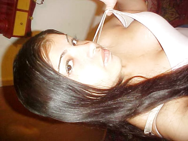 Chica traviesa desi
 #11265620
