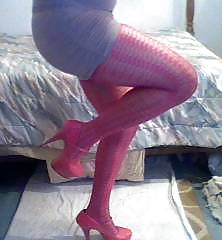 女装してピンク色の服を着ている人
 #8837300
