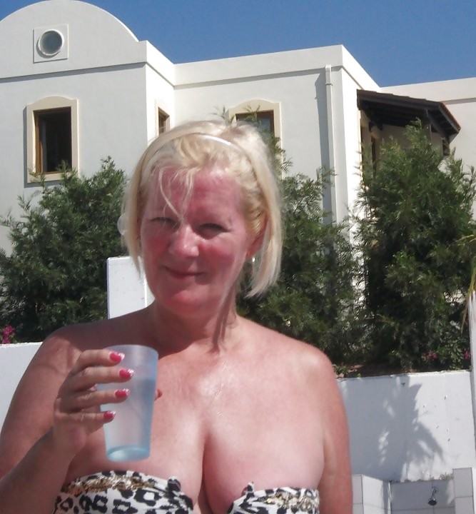 UK Amateur Slut Milf Teresa Mid 50's #7822473