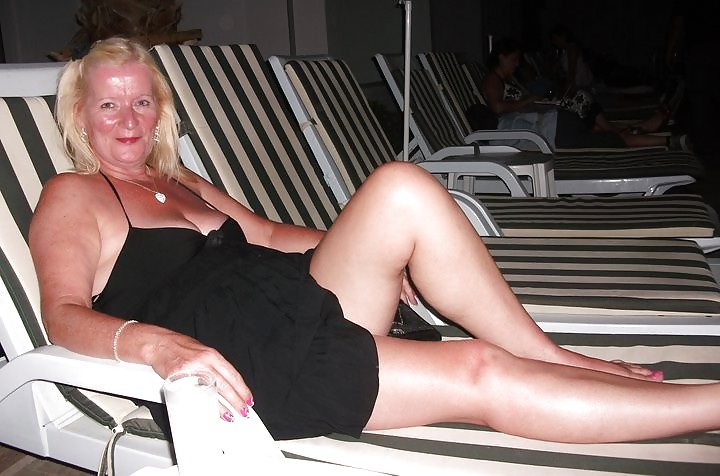 UK Amateur Slut Milf Teresa Mid 50's #7822519