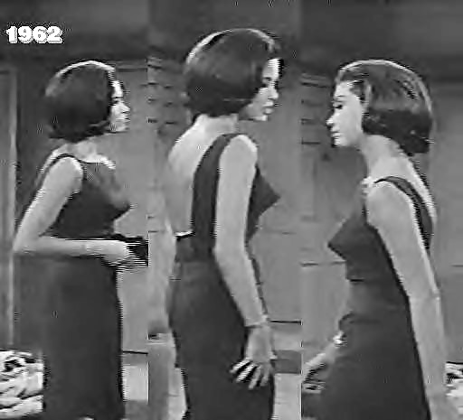 Mary Tyler Moore Legshow plus Fakes #4610440