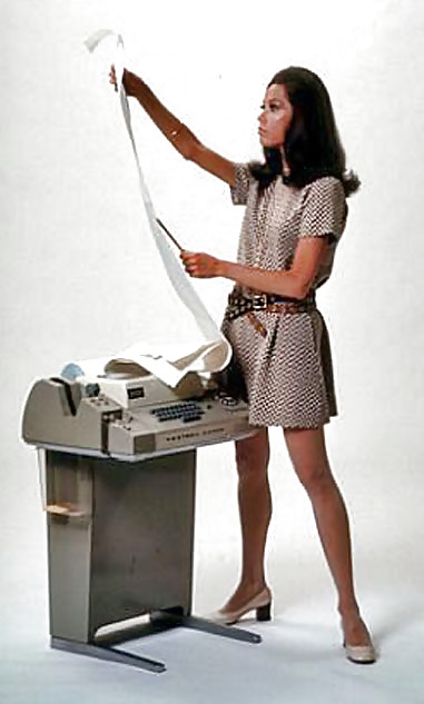 Mary Tyler Moore Legshow plus Fakes #4610822