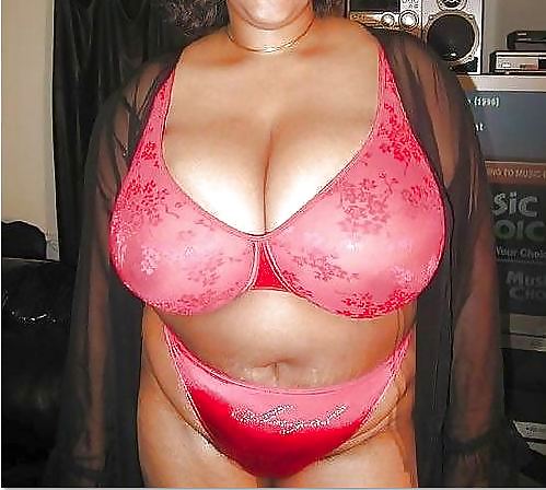 Chunky tits in bra 26 #14878201