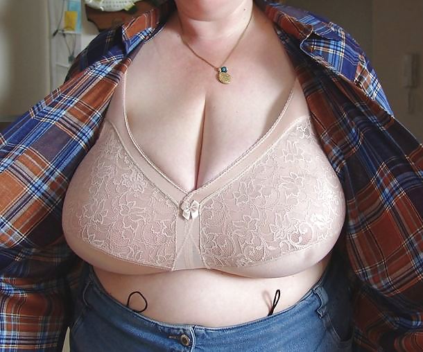 Chunky tits in bra 26 #14878250