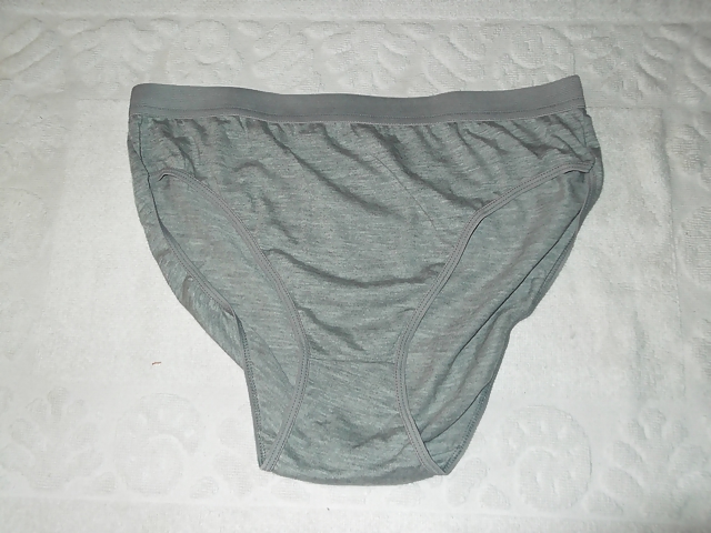 Culottes et string #13041701