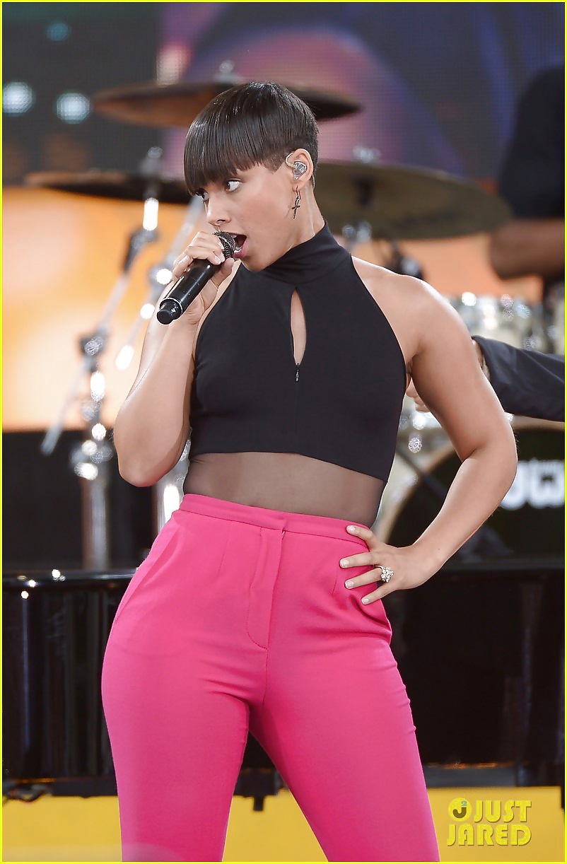 Alicia Keys MEGA Wank Collection Enjoy #11276259