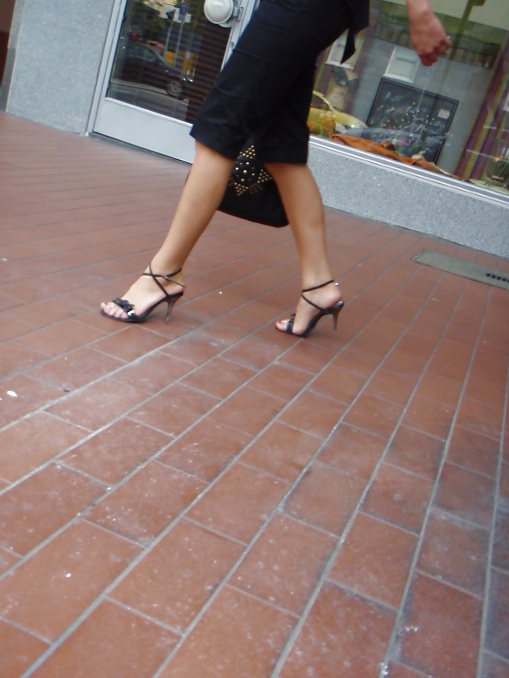 ハイヒールを履いた女性たちが街中を闊歩しています！どんな妄想をしていますか？
 #5001727