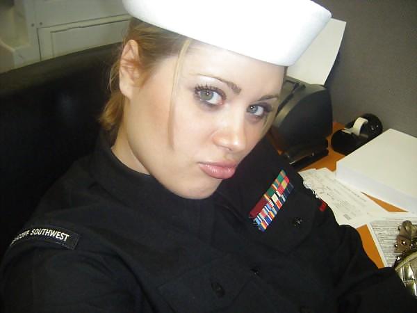 Chica militar (marina)
 #4299305
