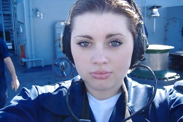 Chica militar (marina)
 #4299404