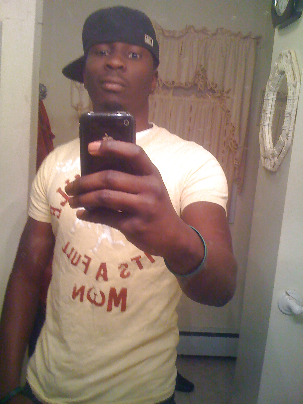 Me 2011 #4188480